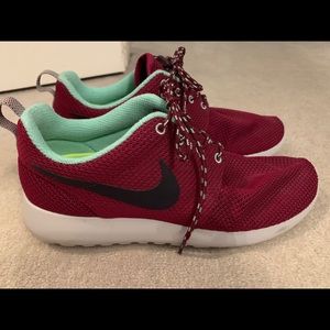 Nike Roshe Shoes